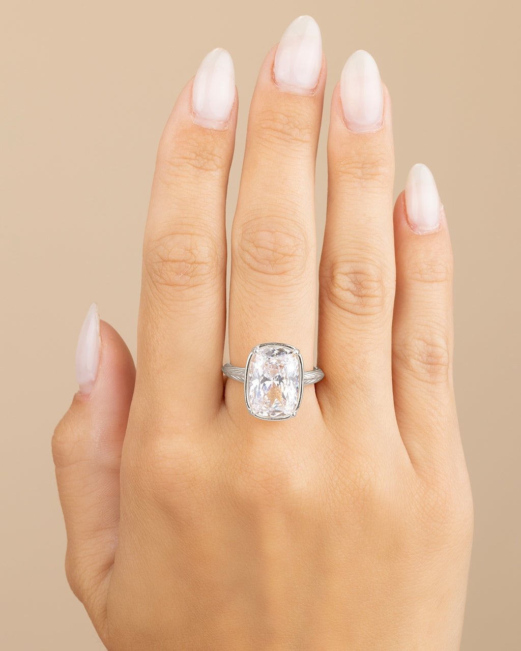 Bague cocktail en argent sterling taille coussin – Bague d'apparat en oxyde de zirconium