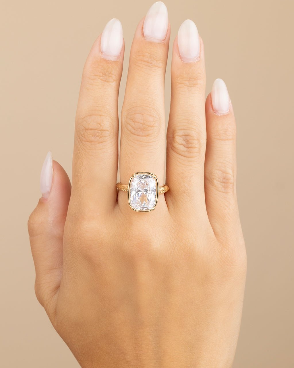 Bague cocktail en argent sterling taille coussin – Bague d'apparat en oxyde de zirconium