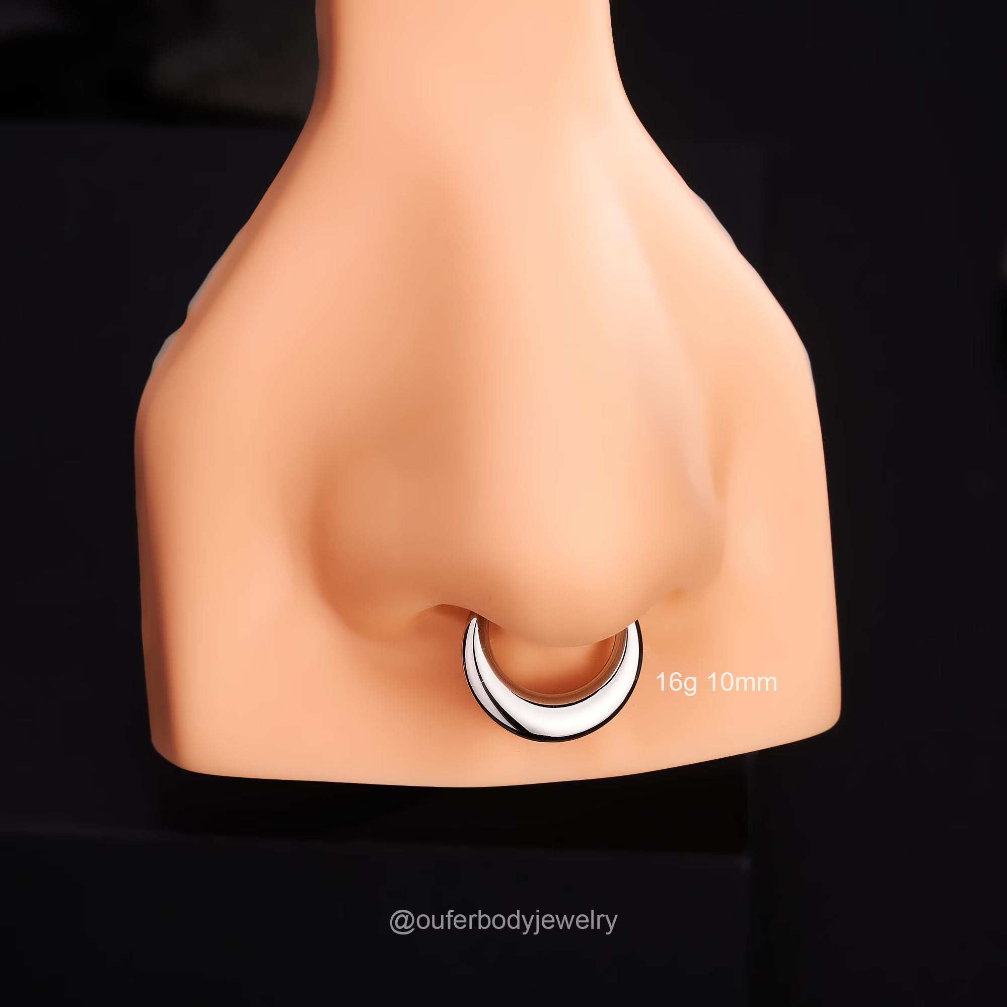Lunar Bold Septum Clicker – Sculpted Shine for Unapologetic StyleA Statement of Strength, Styled with PrecisionThe Lunar Bold Septum Clicker is the perfect fusion of edgy attitude and refined design. Crafted from premium surgical RemoloxLunar Bold Septum Clicker