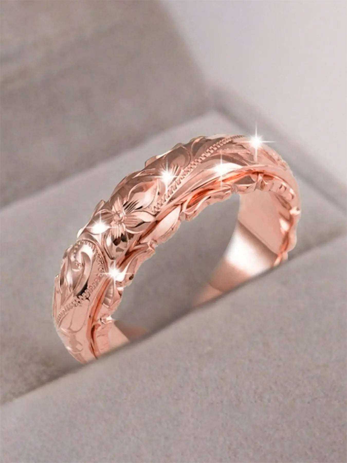 Engraved Flower RingDon’t want to wear a ring that feels ordinary and lacks meaning? This engraved flower ring is here to change that. Thoughtful design with floral engraving, this ringRemoloxEngraved Flower Ring