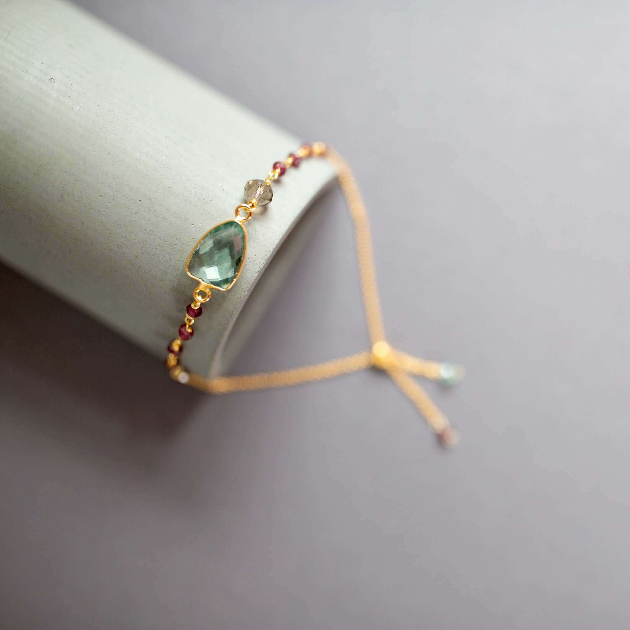London Blue Quartz Gold Isla Bracelet